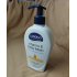  LANDISO Moisturizing Body Lotion with Lavender Scent, to help you feel Calm and Relaxed, Hydrating Body Lotion for Dry Skin 400ML